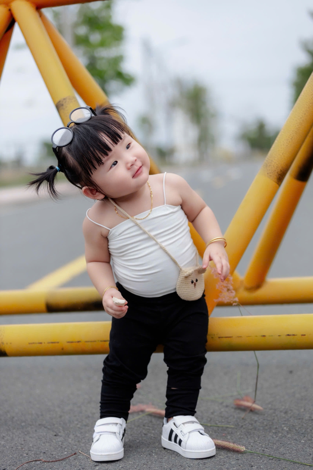 Active Baby Girl – Bé Gái Năng Động Đáng Yêu 🎀✨